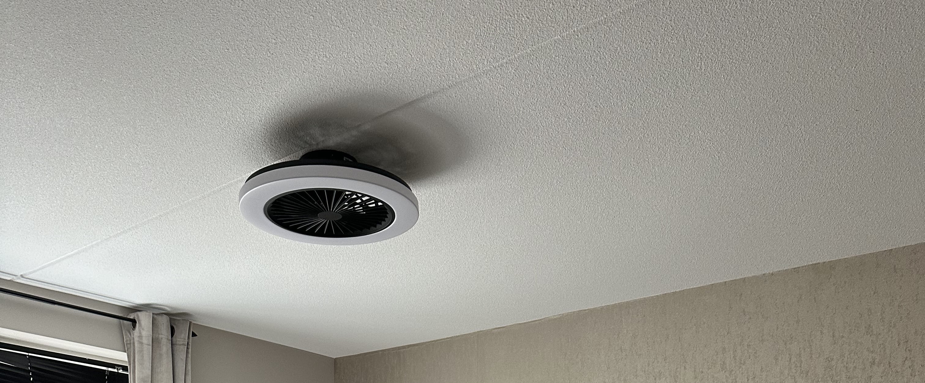 The Summer Musthave: Our new CALEX SMART ceiling light fan keeps you cool this summer.