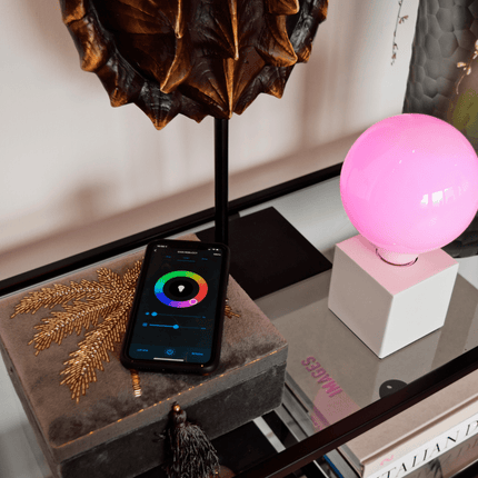 Calex Smart LED Bulb Softline - Filament - E27 - G125 - 5.5W - RGB